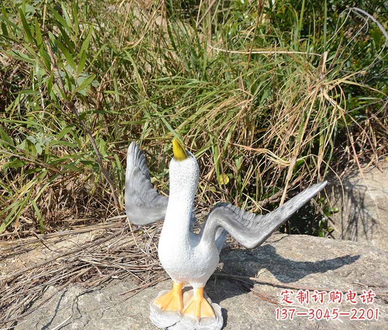 捧鸽天使雕塑