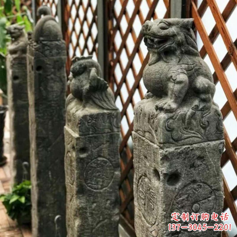 辟邪老石雕柱子