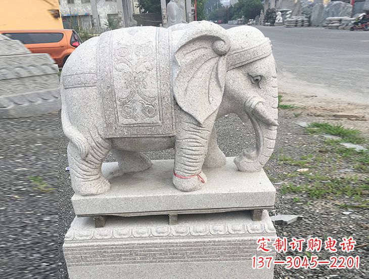 普通石雕大象