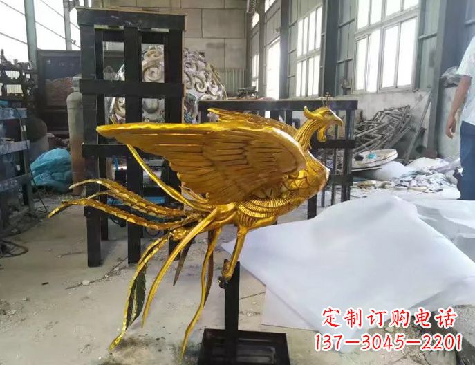 漆金凤凰雕塑,神兽朱雀动物雕塑摆件