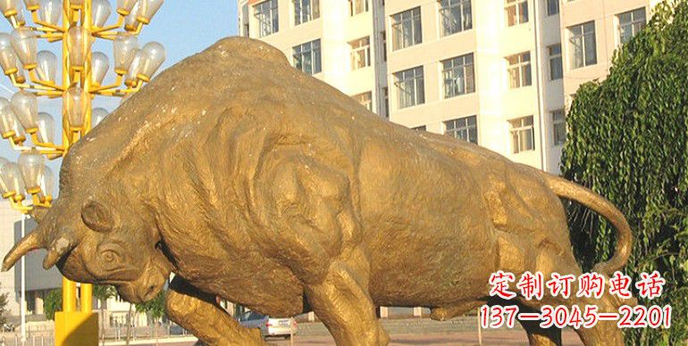 漆金开荒牛铜雕 漆金开荒牛铜雕