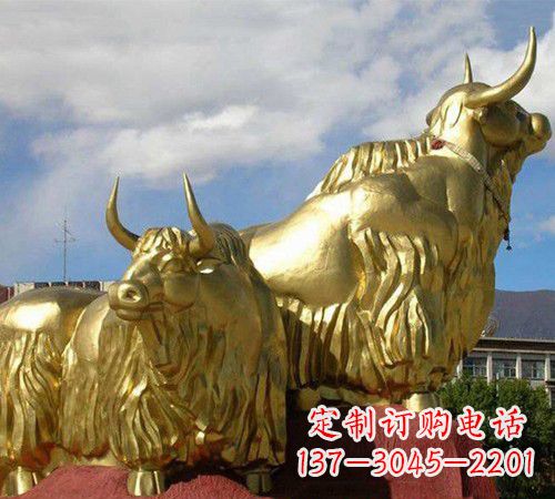 漆金牦牛铜雕