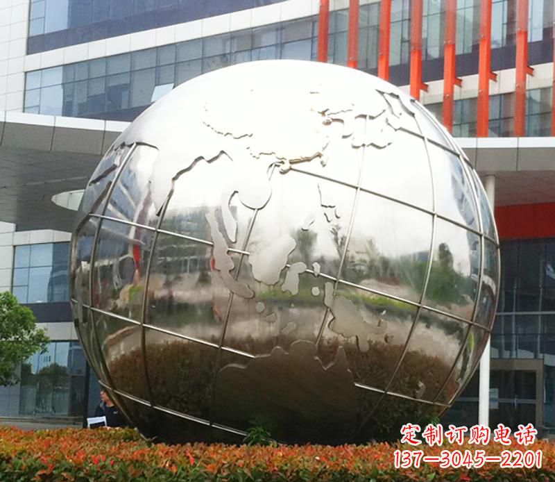 企业不锈钢镜面球景观雕塑