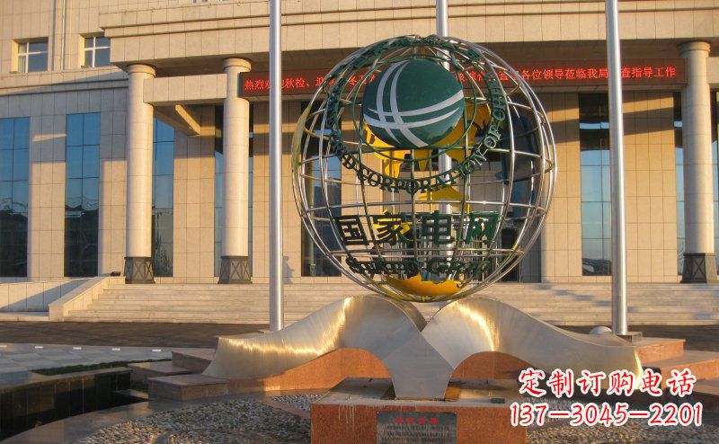 精工打造,全球通用的不锈钢地球雕塑 精工打造,全球通用的不锈钢地球雕塑