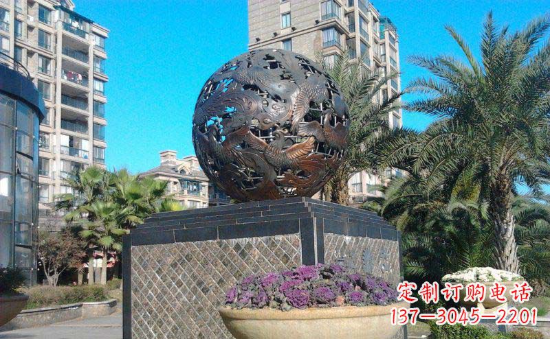 企业凤凰镂空球门口铜雕