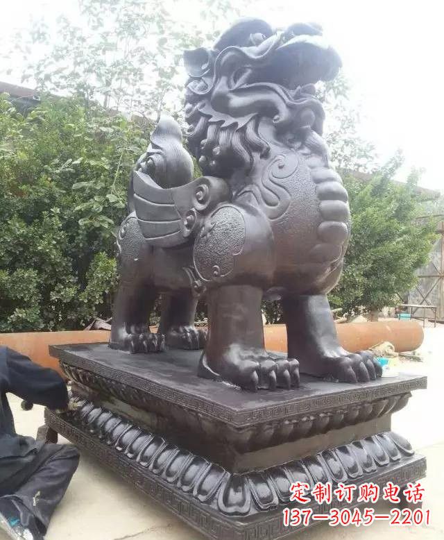 企业门口铜雕貔貅