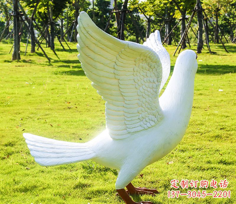 青岛城市雕塑 少女与和平鸽