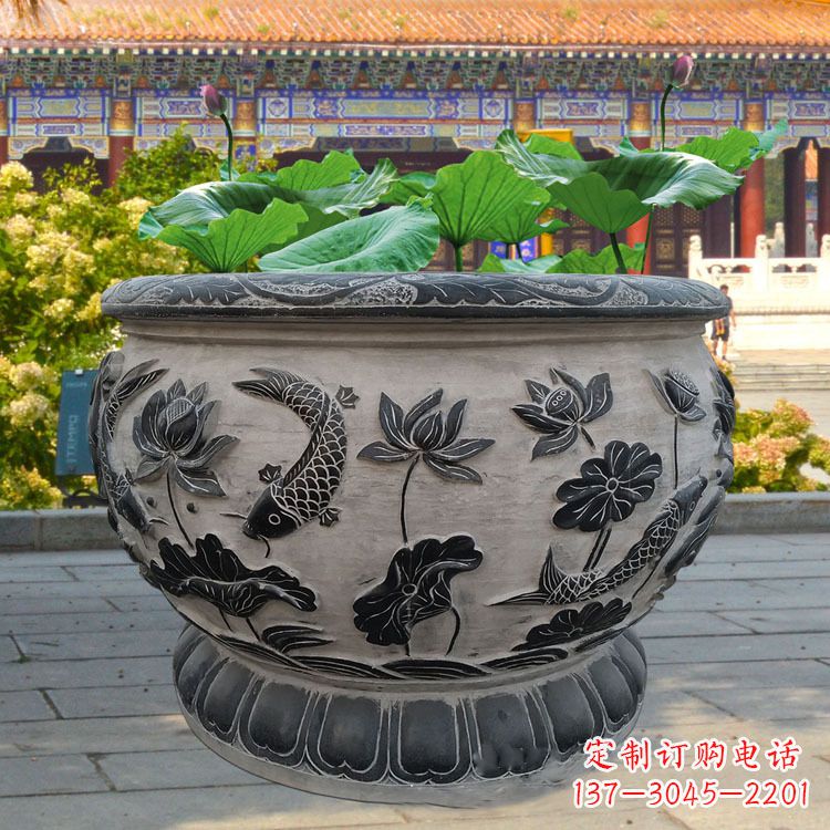 青石雕刻鱼缸雕塑