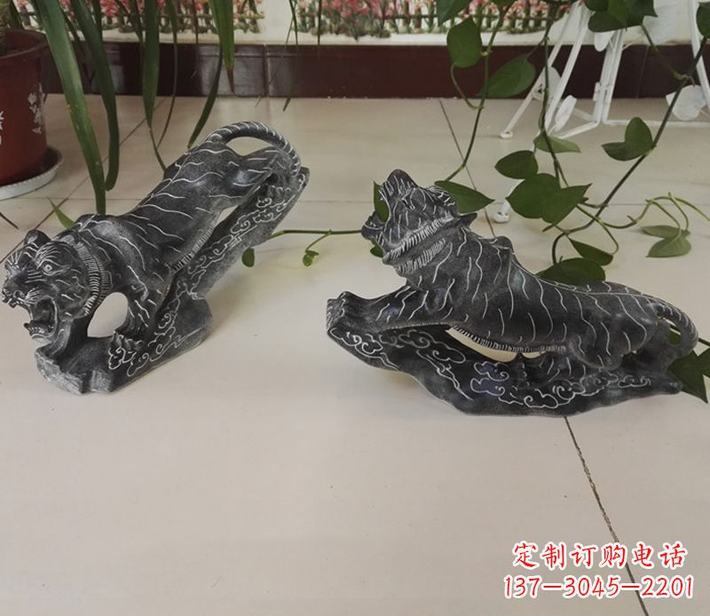 青石老虎雕塑