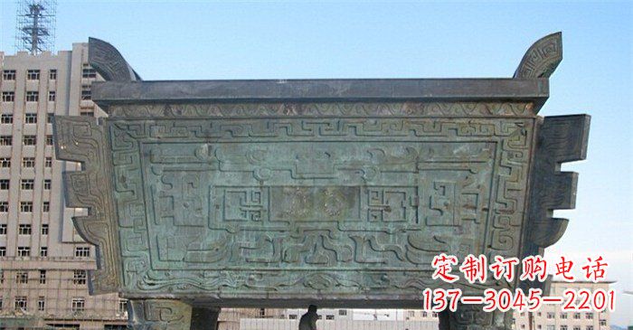 青铜四方鼎大型方鼎