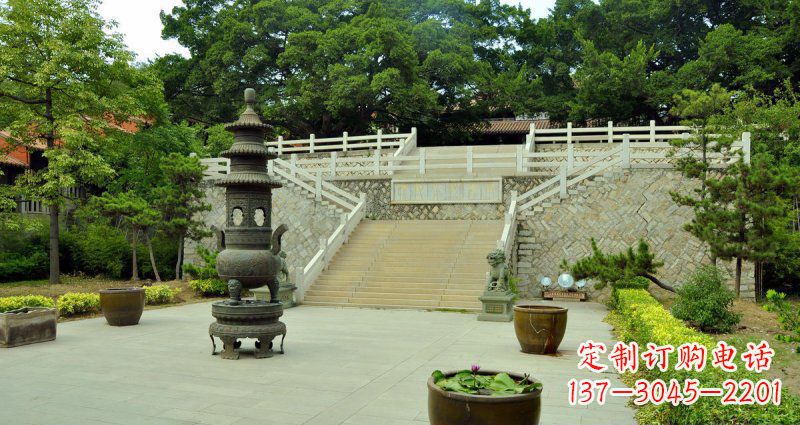 青铜香炉雕塑 (2)