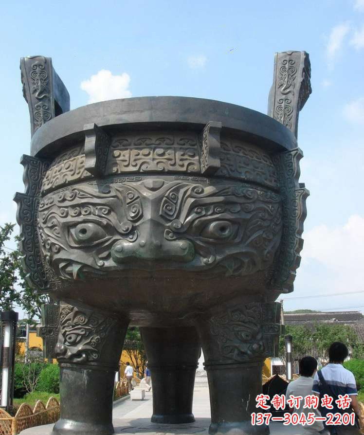 青铜香炉三足铜鼎雕塑