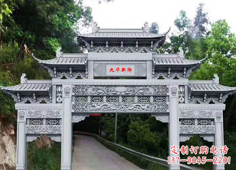 三门五楼石雕牌坊