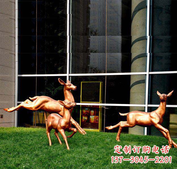 商场门口跳跃的小鹿动物铜雕