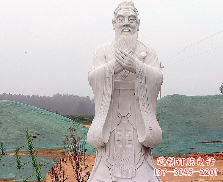 少海公园的孔子雕像