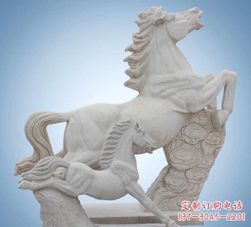 石雕母子奔马