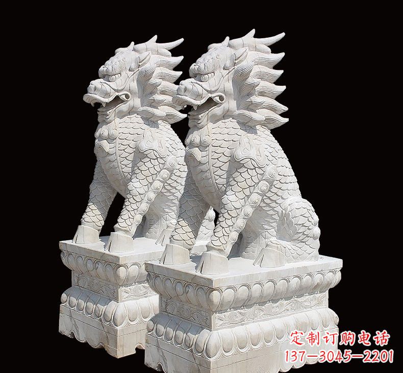 石雕麒麟一对