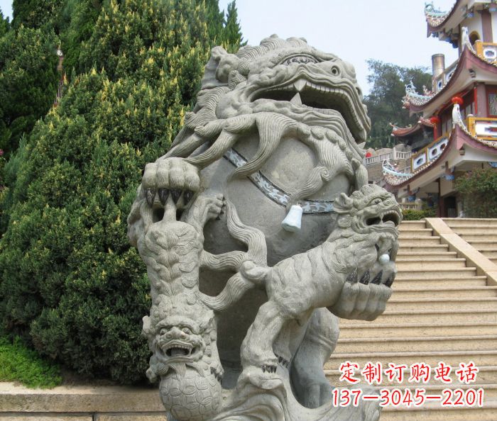 寺庙景观狮子石雕
