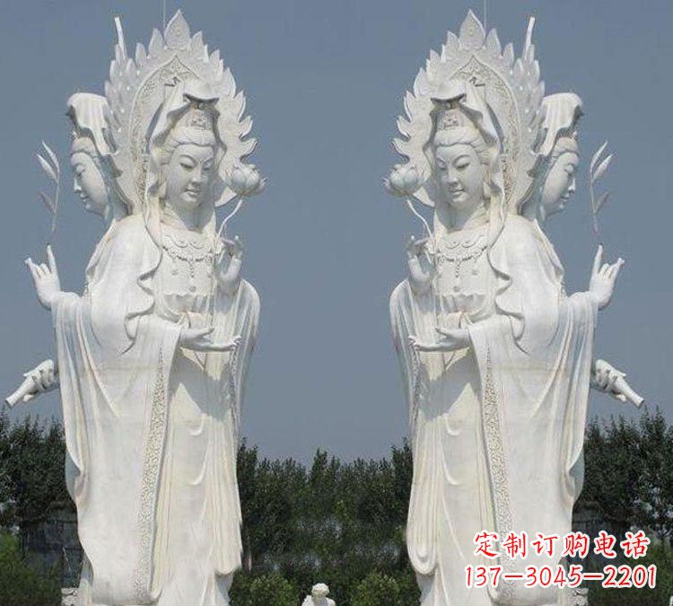 寺庙三面观音菩萨雕塑