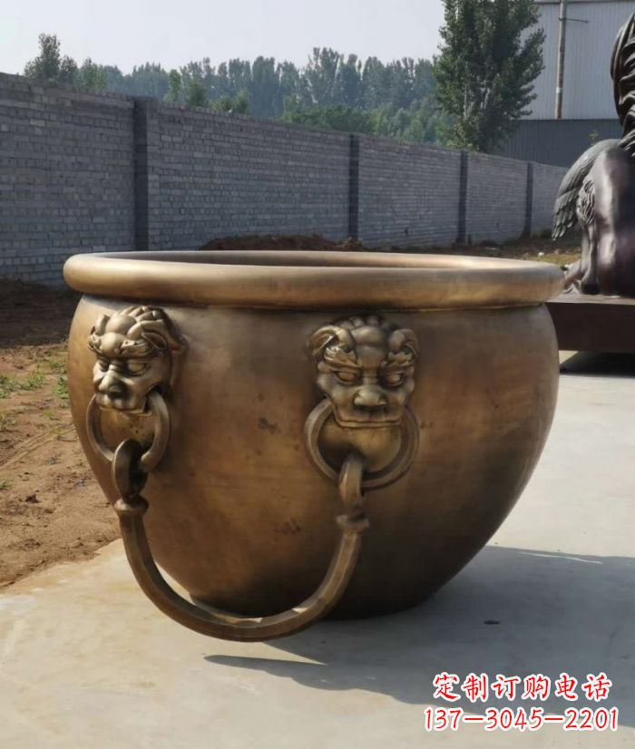寺庙铜雕水缸