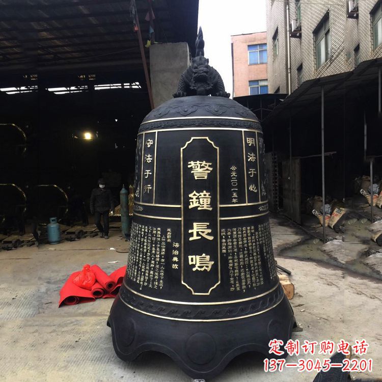 寺庙铜钟雕塑
