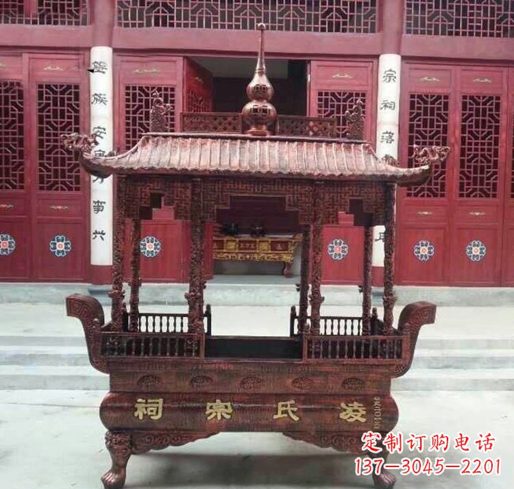 寺庙香炉铜雕