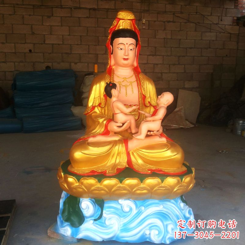 送子观音彩绘漆金雕塑