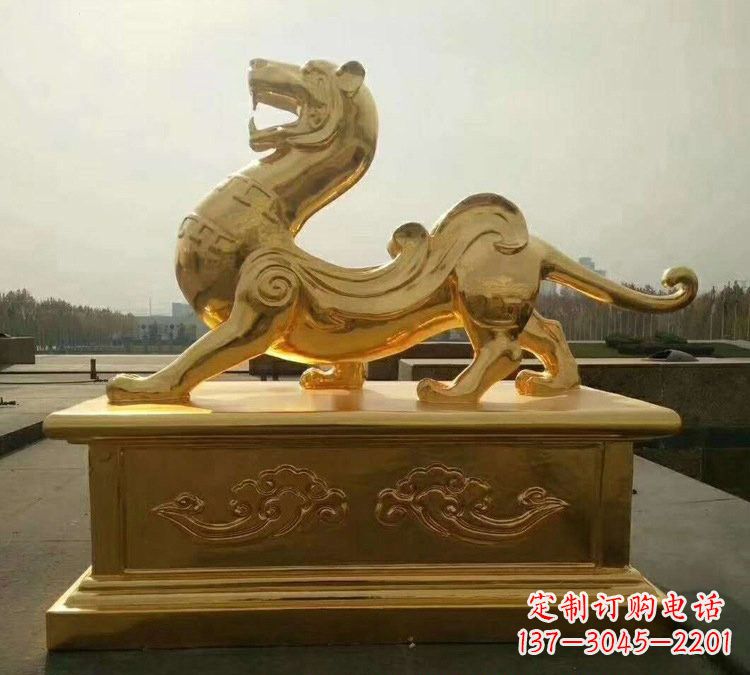 贴金古代神兽青龙雕塑
