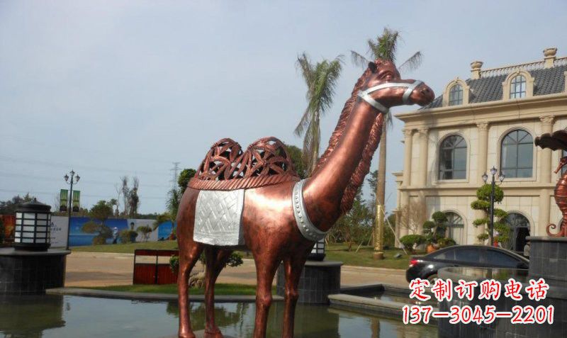 铜雕抽象骆驼