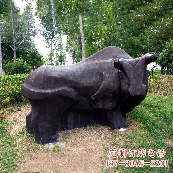 铜雕抽象牛-公园草坪水牛雕塑