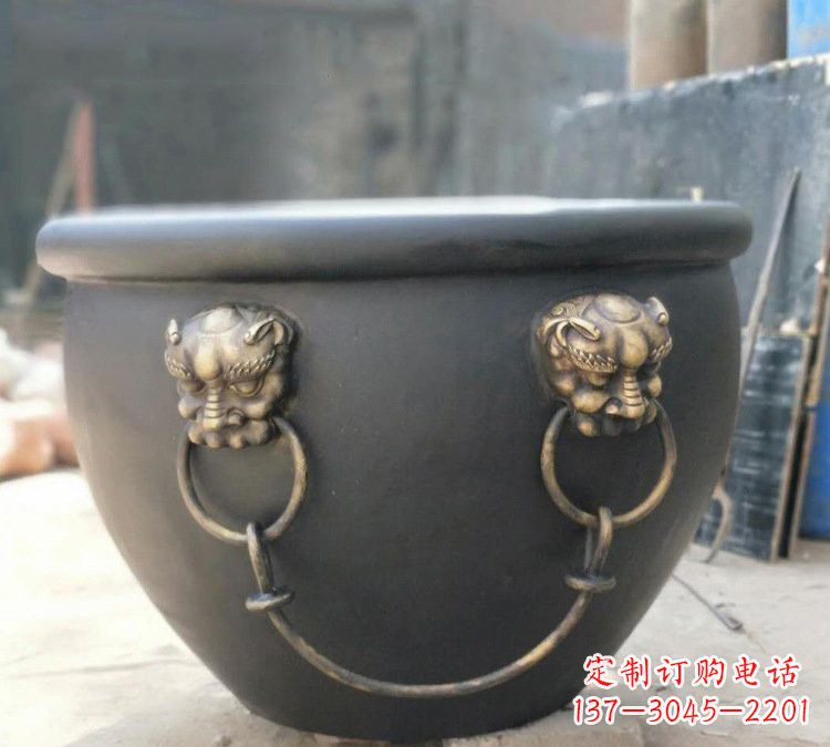 铜雕故宫水缸
