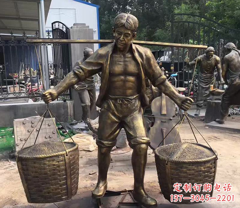 铜雕广场步行街农民工雕塑