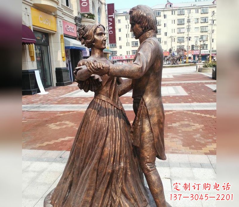 铜雕广场跳舞人物