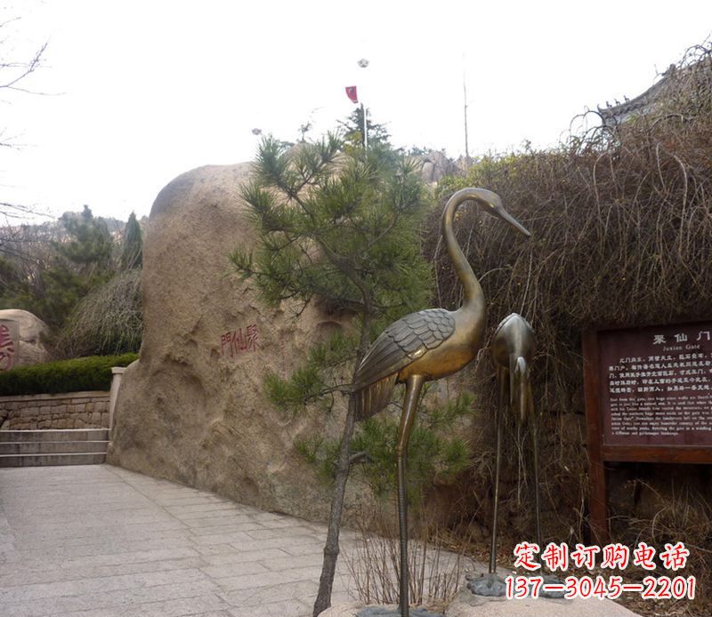 铜雕仙鹤