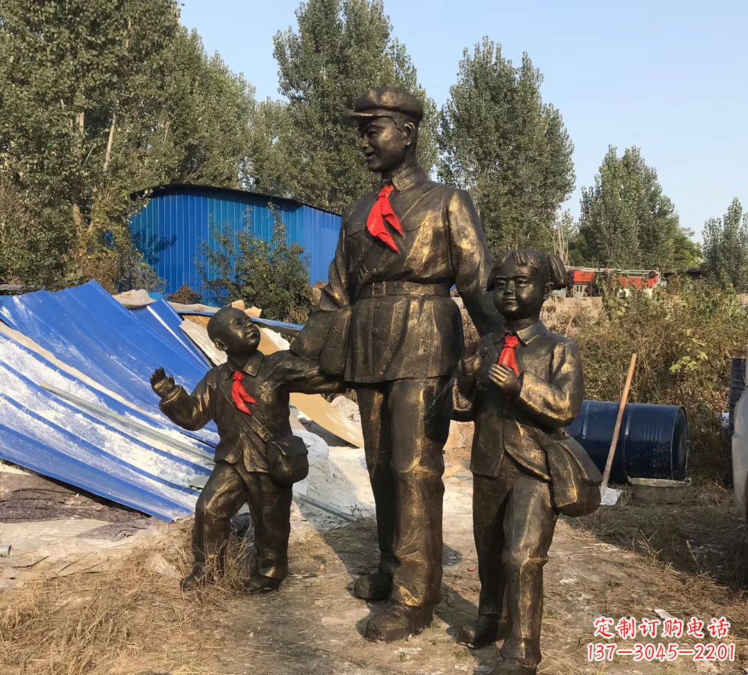 铜雕校园雷锋雕塑
