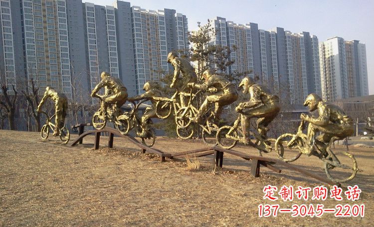 玩花样自行车人物铜雕