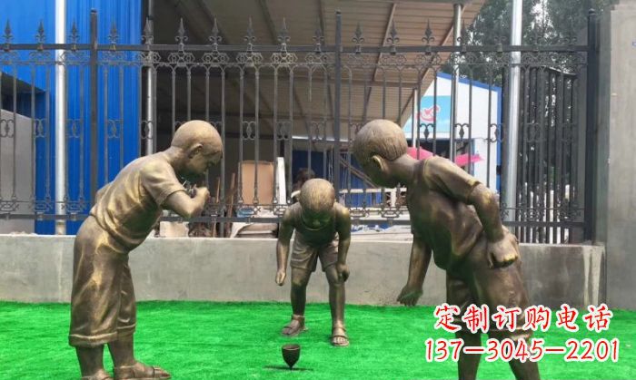玩陀螺儿童铜雕