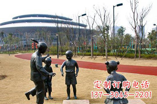 玩游戏儿童公园人物铜雕