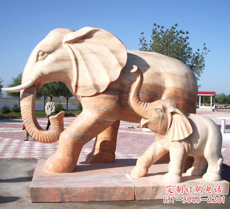 晚霞红大象石雕 (2)
