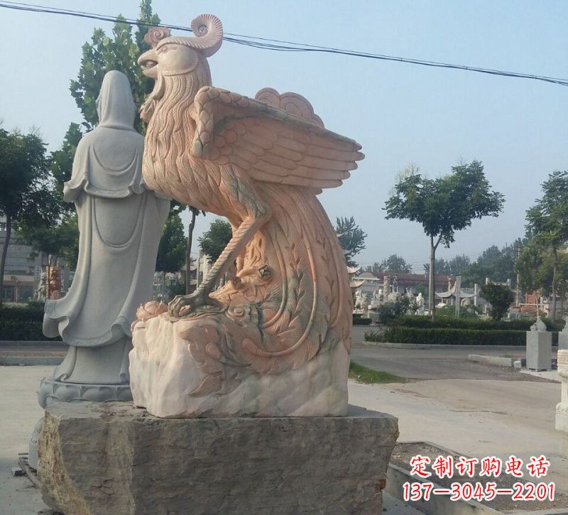 晚霞红凤凰石雕