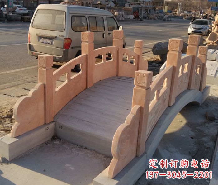 晚霞红公园小桥石雕