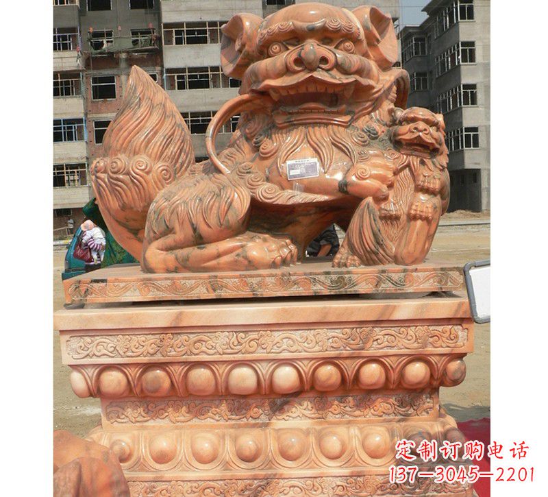 晚霞红南方石狮子