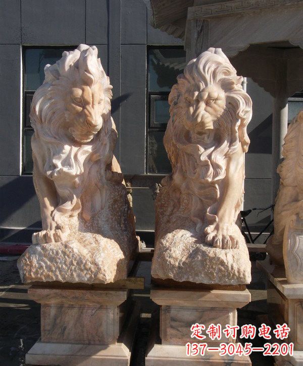 晚霞红欧式狮子石雕