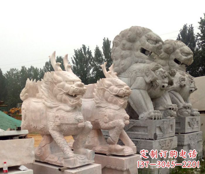 晚霞红瑞兽麒麟石雕