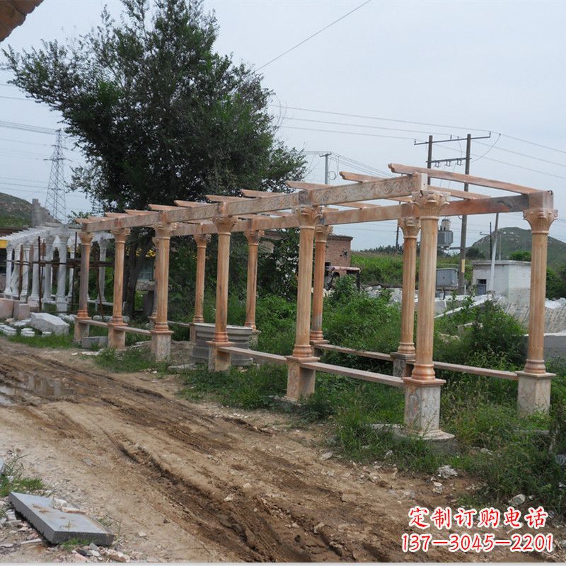 晚霞红石雕花架长廊
