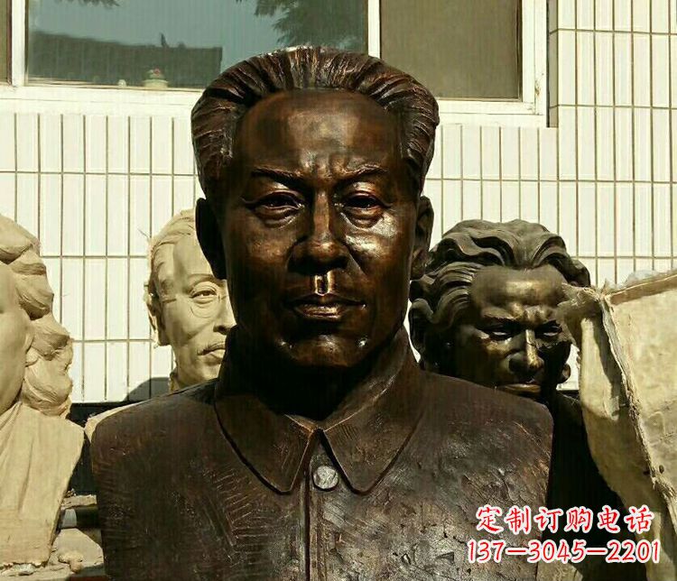 伟人刘少奇胸像铜雕