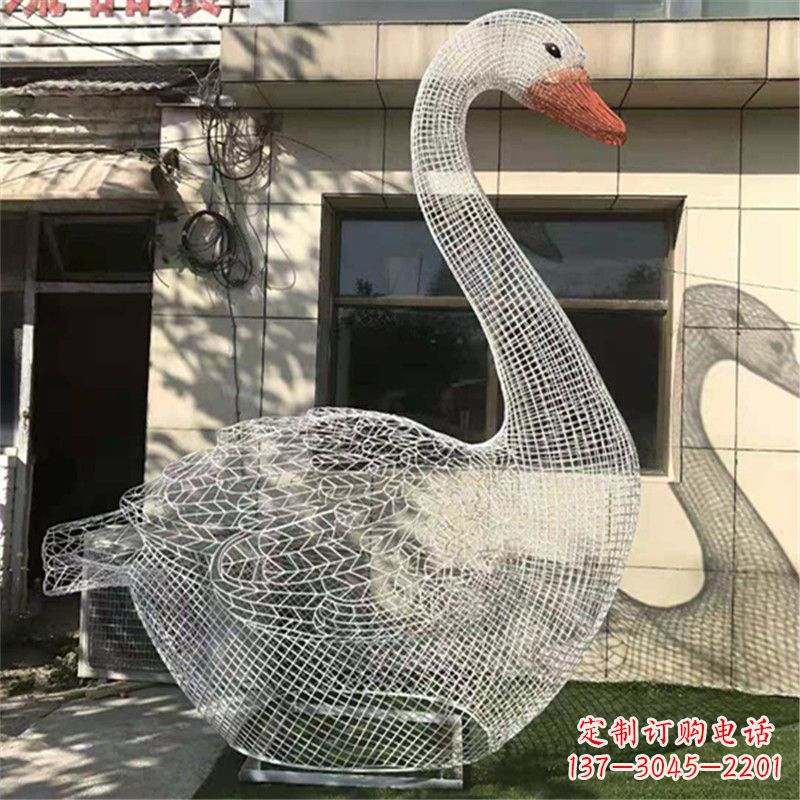 卧姿天鹅不锈钢草坪网格动物摆件