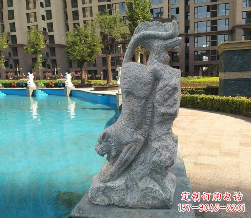 下山老虎石雕