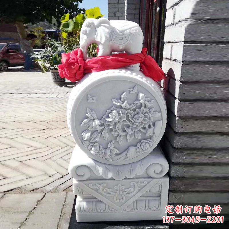 仙鹤石雕门墩
