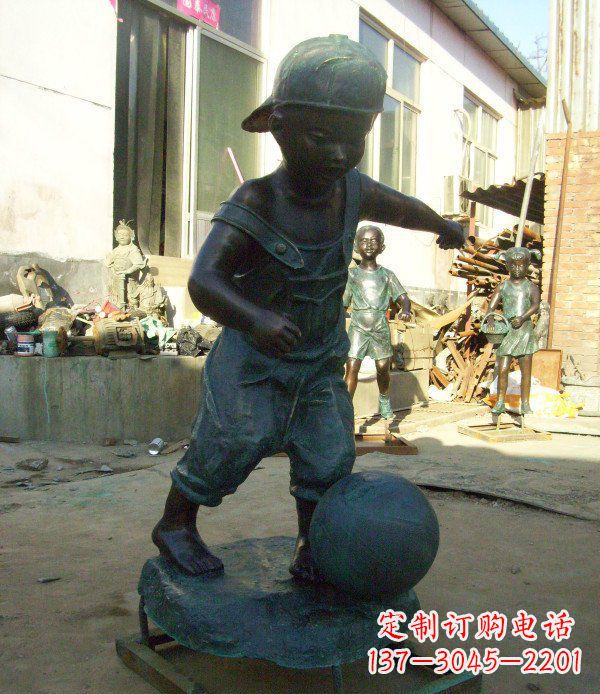 小孩玩耍青铜人物铜雕